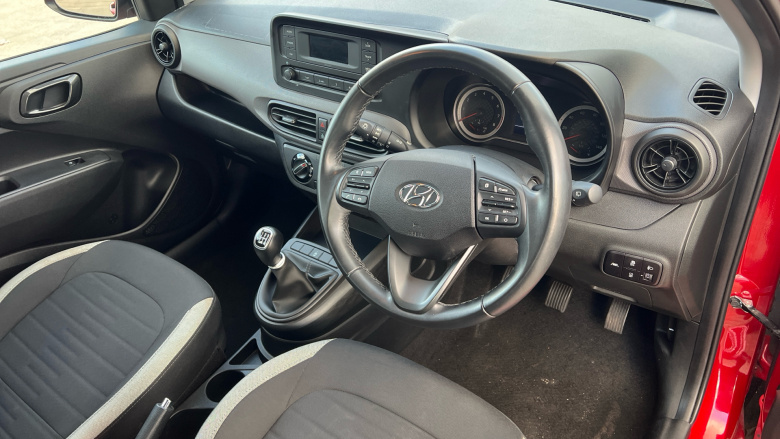 Hyundai i10 1.0 MPi SE 5dr Petrol Hatchback